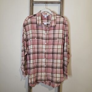⭐️40% Off⭐️ Old Navy The Boyfriend Shirt In Pink Plaid